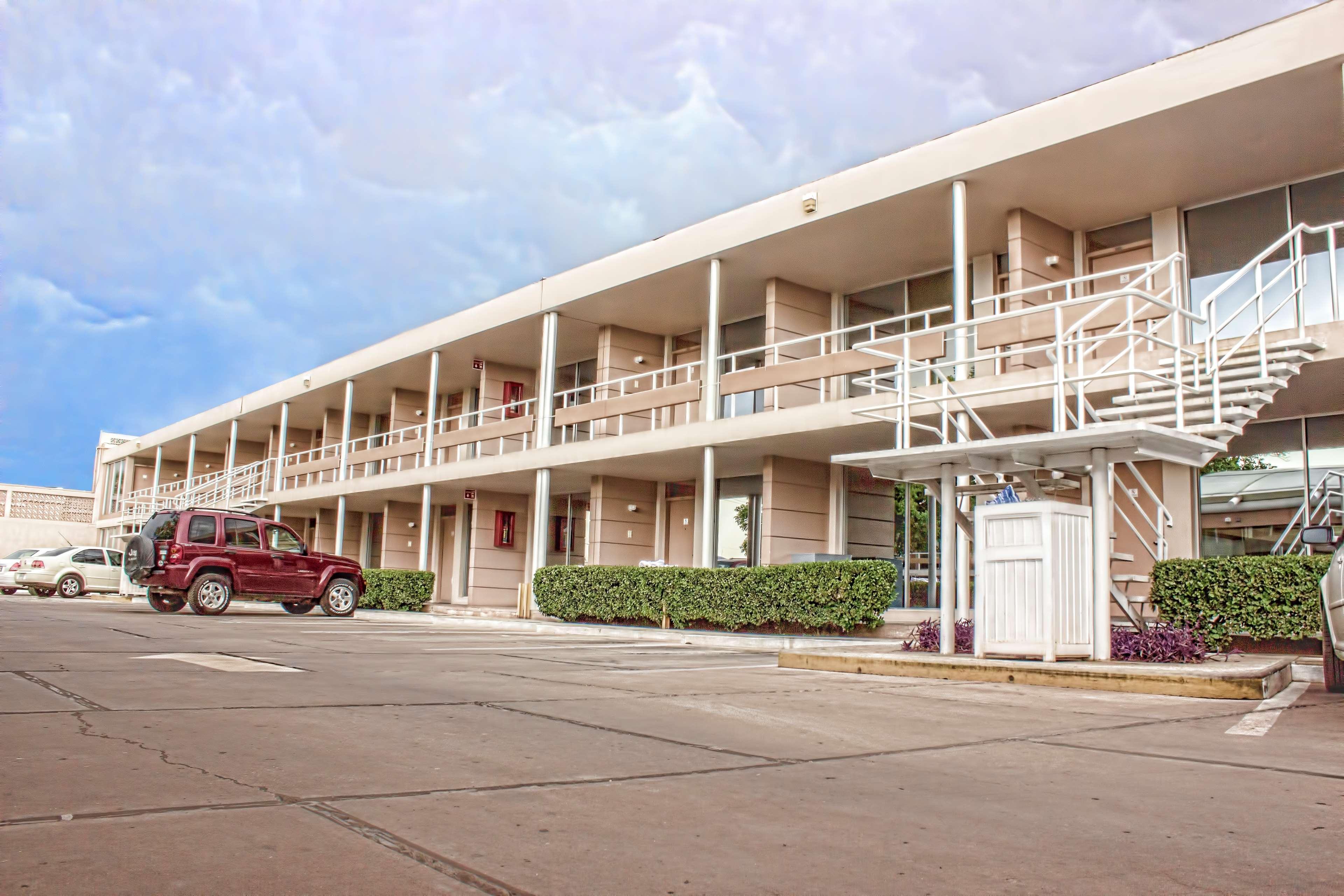 Hm Mirador Hotel Chihuahua Exterior photo